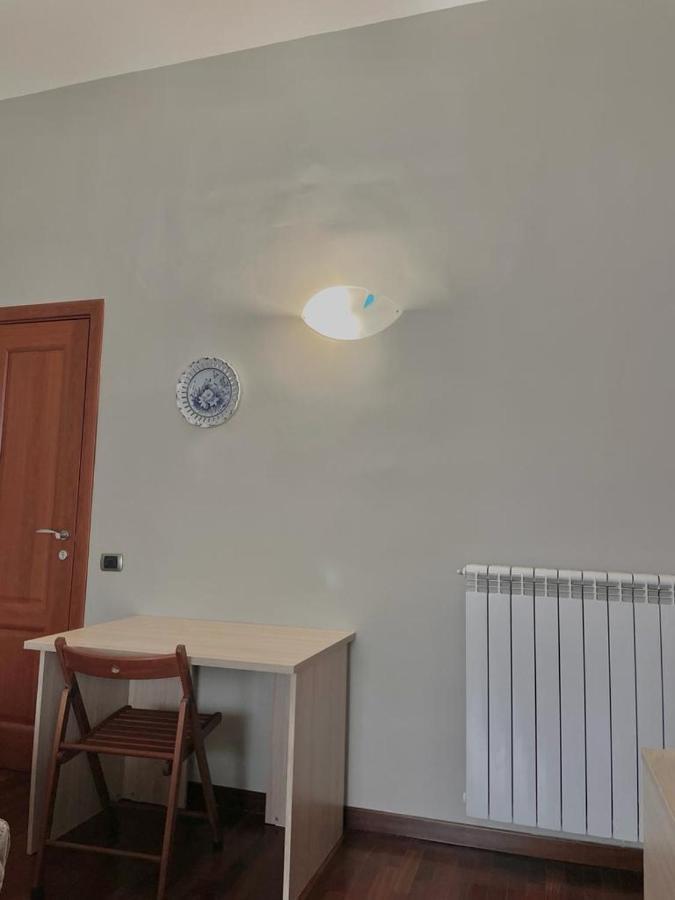 נאפולי La Ferrovia Holiday Home מראה חיצוני תמונה